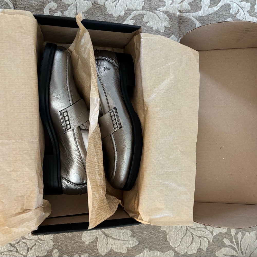 Frye Women's Silver Loafers